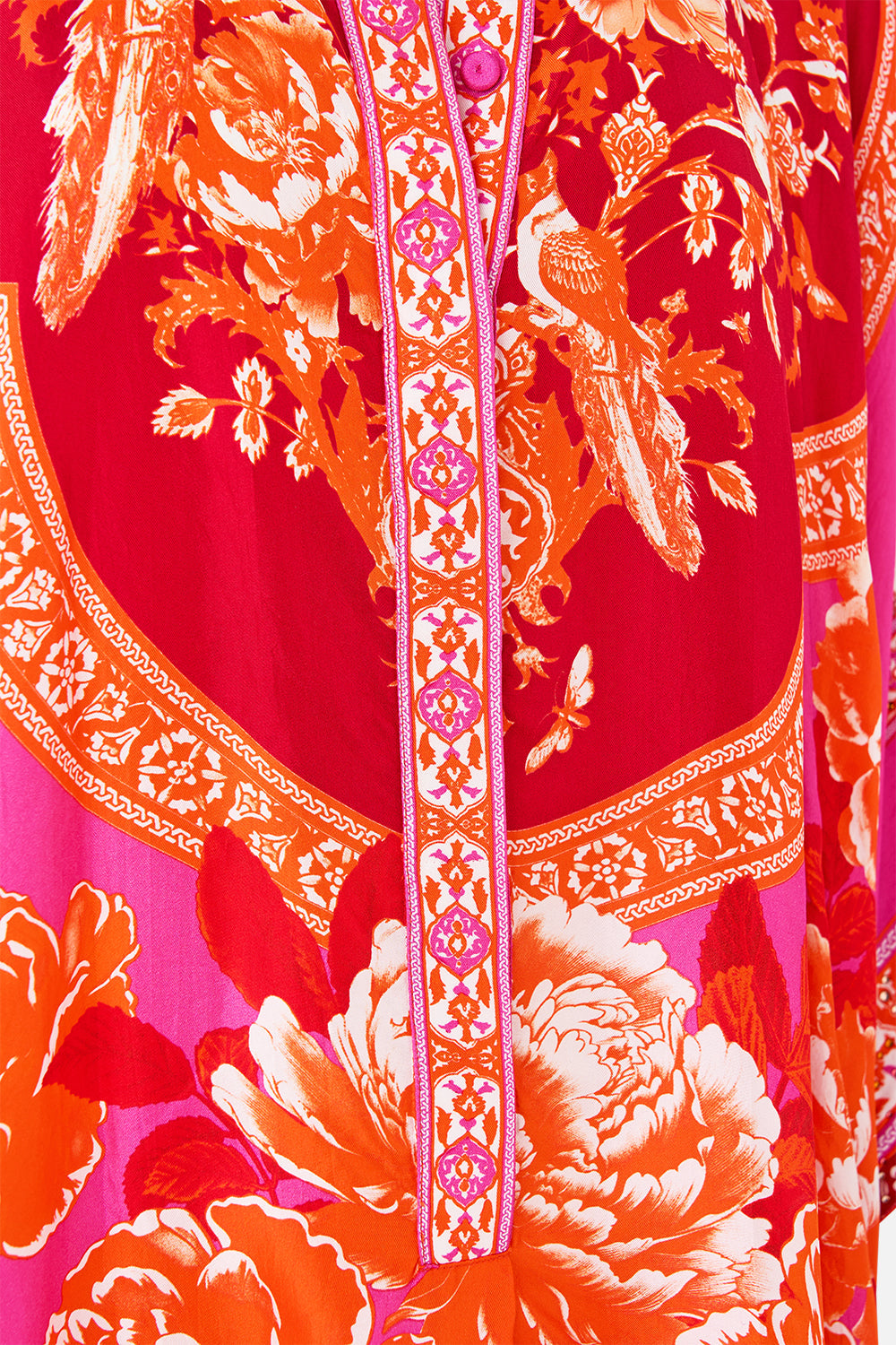 The CAMILLA BATWING SHIRT TILES OF TÜRKIYE in our  print.