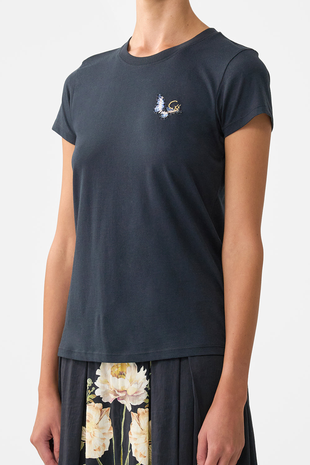 The CAMILLA slim fit round neck t-shirt from our print Ottoman elegance
