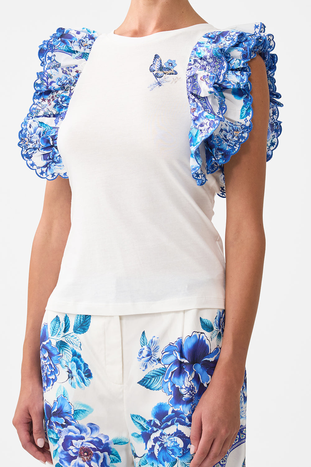 The CAMILLA DOUBLE FRILL SLEEVE TEE A CERAMIC GARDEN in our  print.