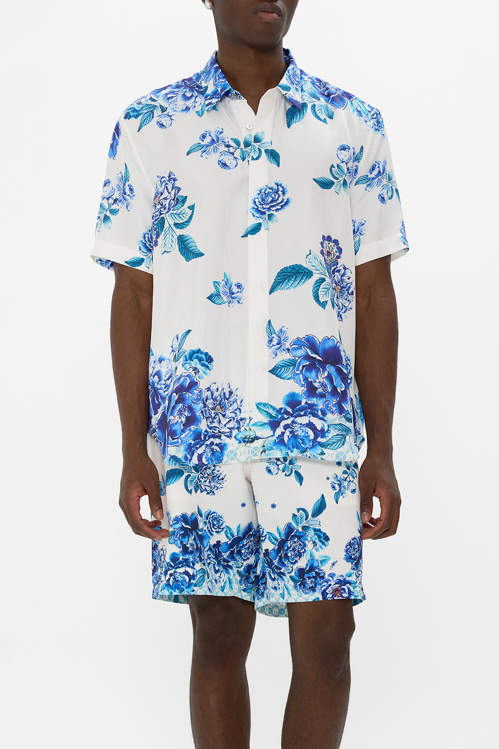 The CAMILLA short sleeve oversized shirt from our print a ceramic garden