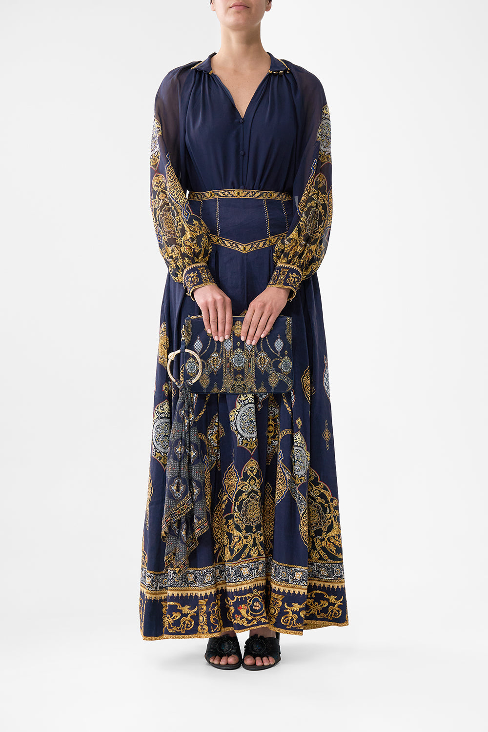 The CAMILLA RING SCARF CLUTCH THE IMPERIAL GATE in our  print.