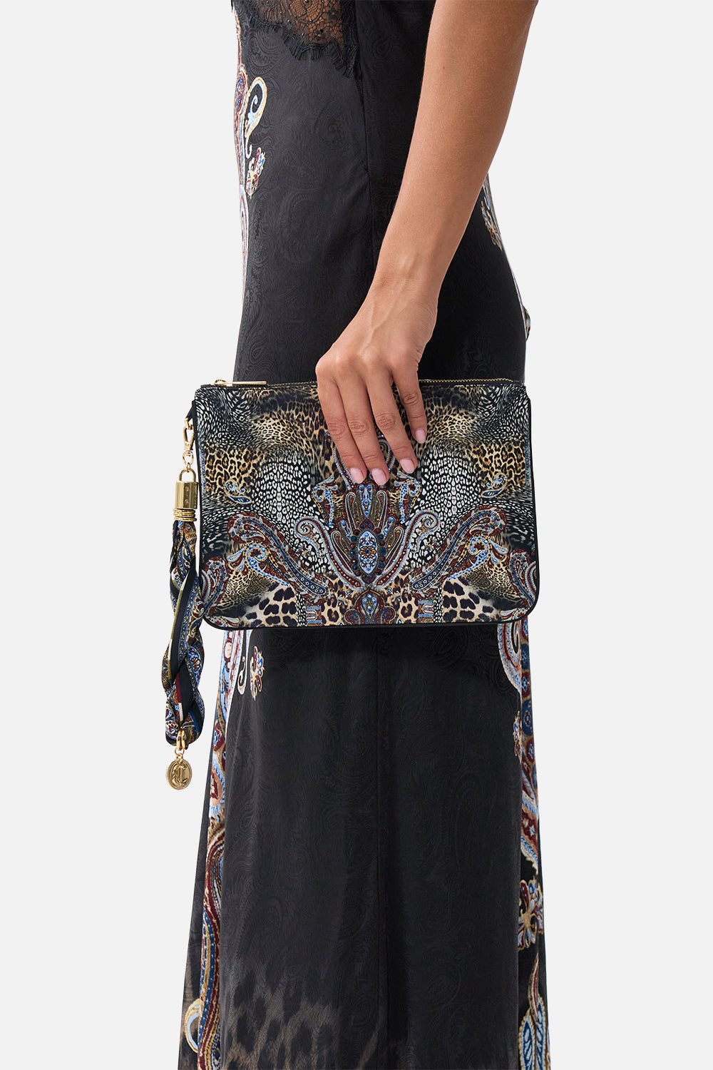 The CAMILLA scarf clutch from our print Istanbul animalia, side model view