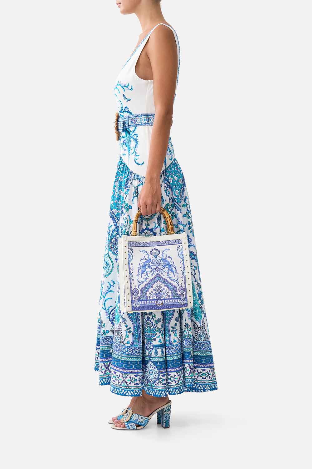 NORTH SOUTH TOTE ISNIK LULLABY