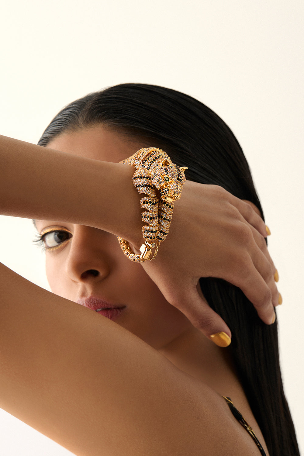 FIERCE FOLKLORE CHEETAH BANGLE GOLD