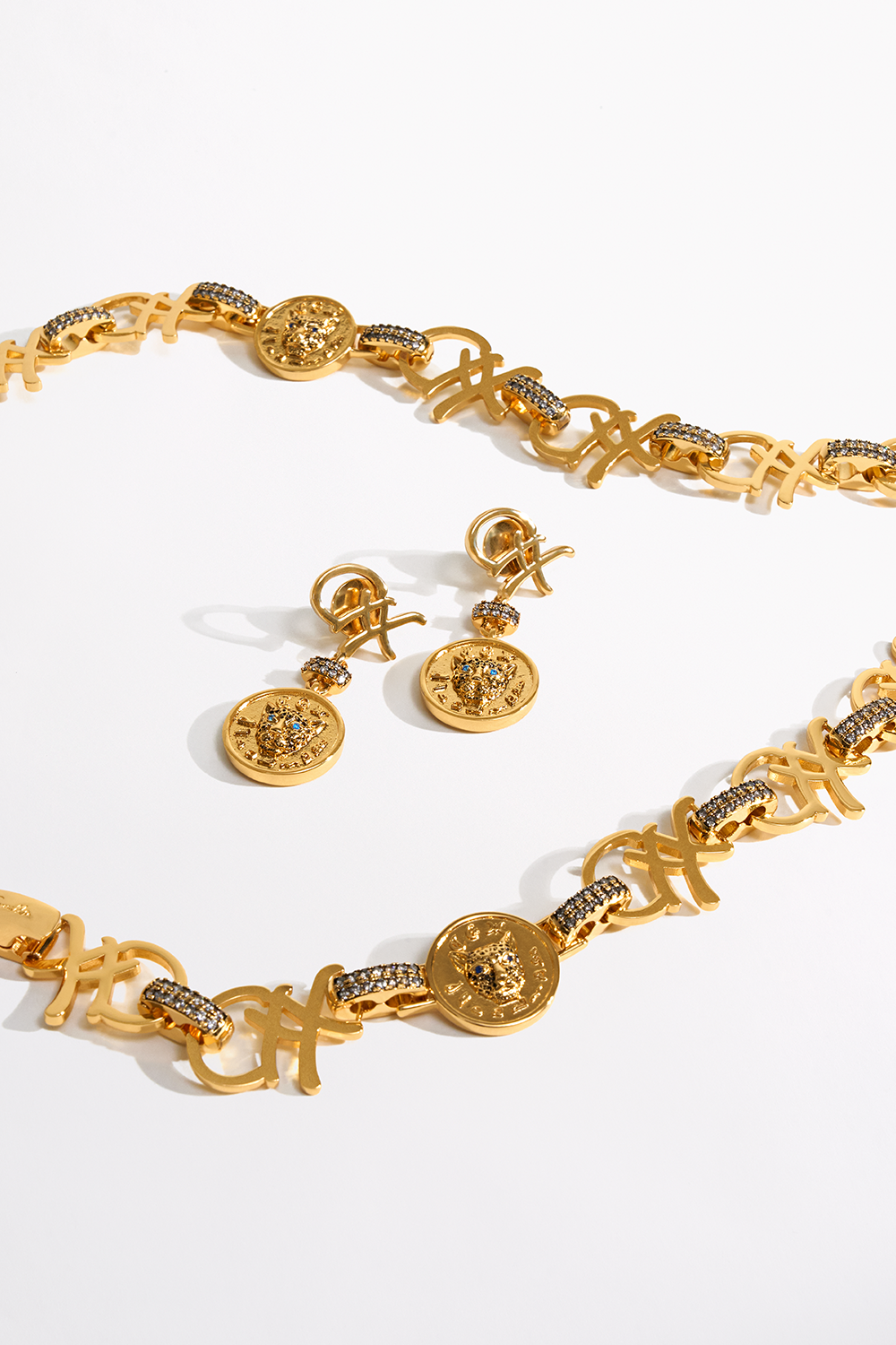 FIERCE FOLKLORE COIN NECKLACE GOLD