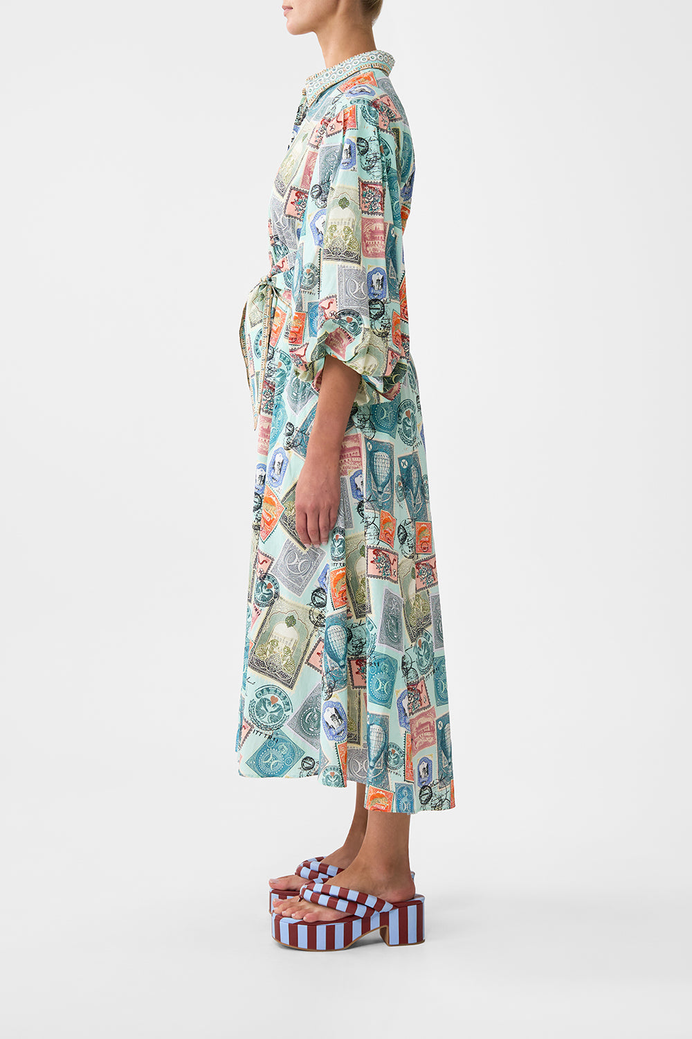 The CAMILLA WAIST TIE SHIRT DRESS WITH BUBBLE SLEEVE WITH LOVE FROM TÜRKIYE in our  print.