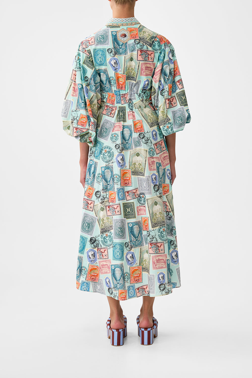 The CAMILLA WAIST TIE SHIRT DRESS WITH BUBBLE SLEEVE WITH LOVE FROM TÜRKIYE in our  print.