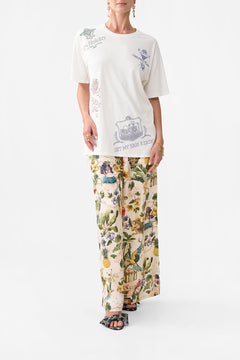 OVERSIZED BAND TEE WELCOME TO THE WHITE LOTUS