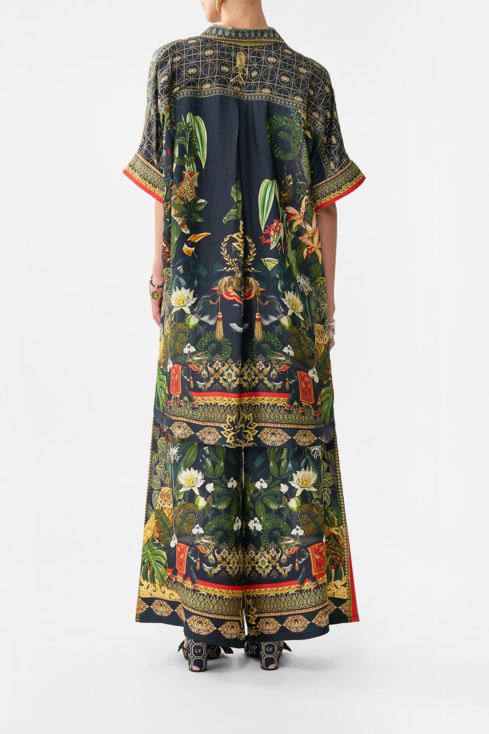 OVERSIZED POCKET TUNIC READY FOR MY WELCOME DRINK