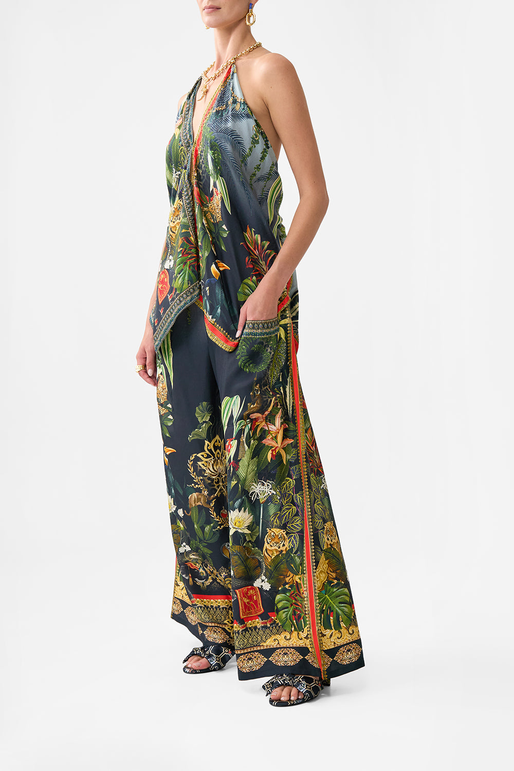 The CAMILLA KNOTTED SCARF TOP READY FOR MY WELCOME DRINK in our  print.