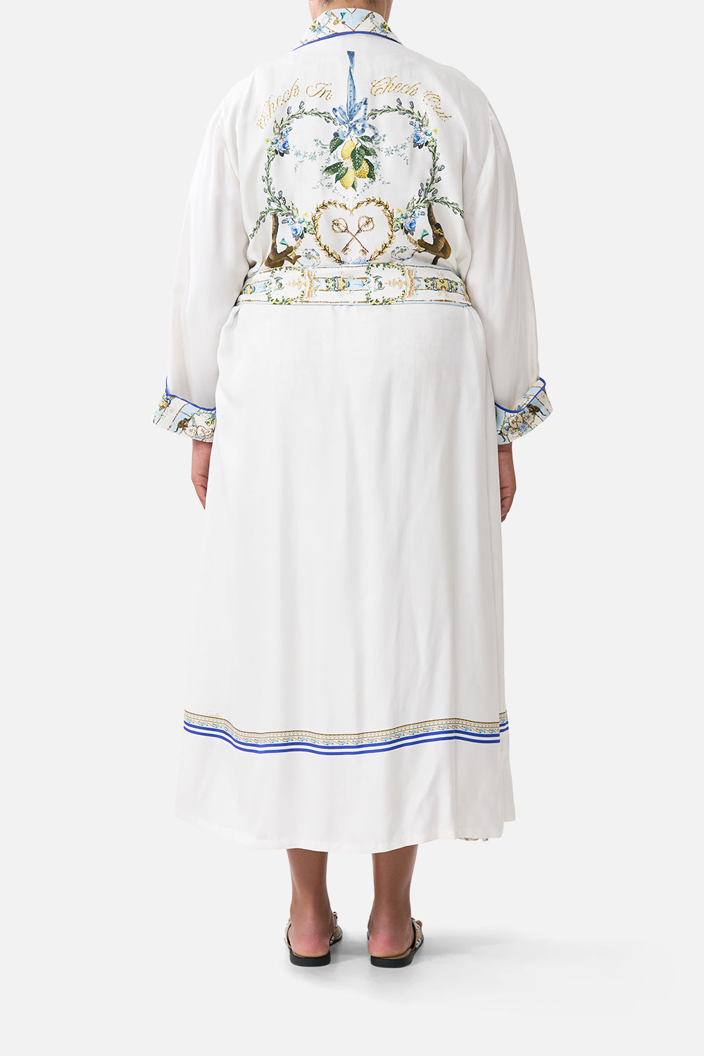 LONG ROBE WITH TIE VENUS ON A VESPA