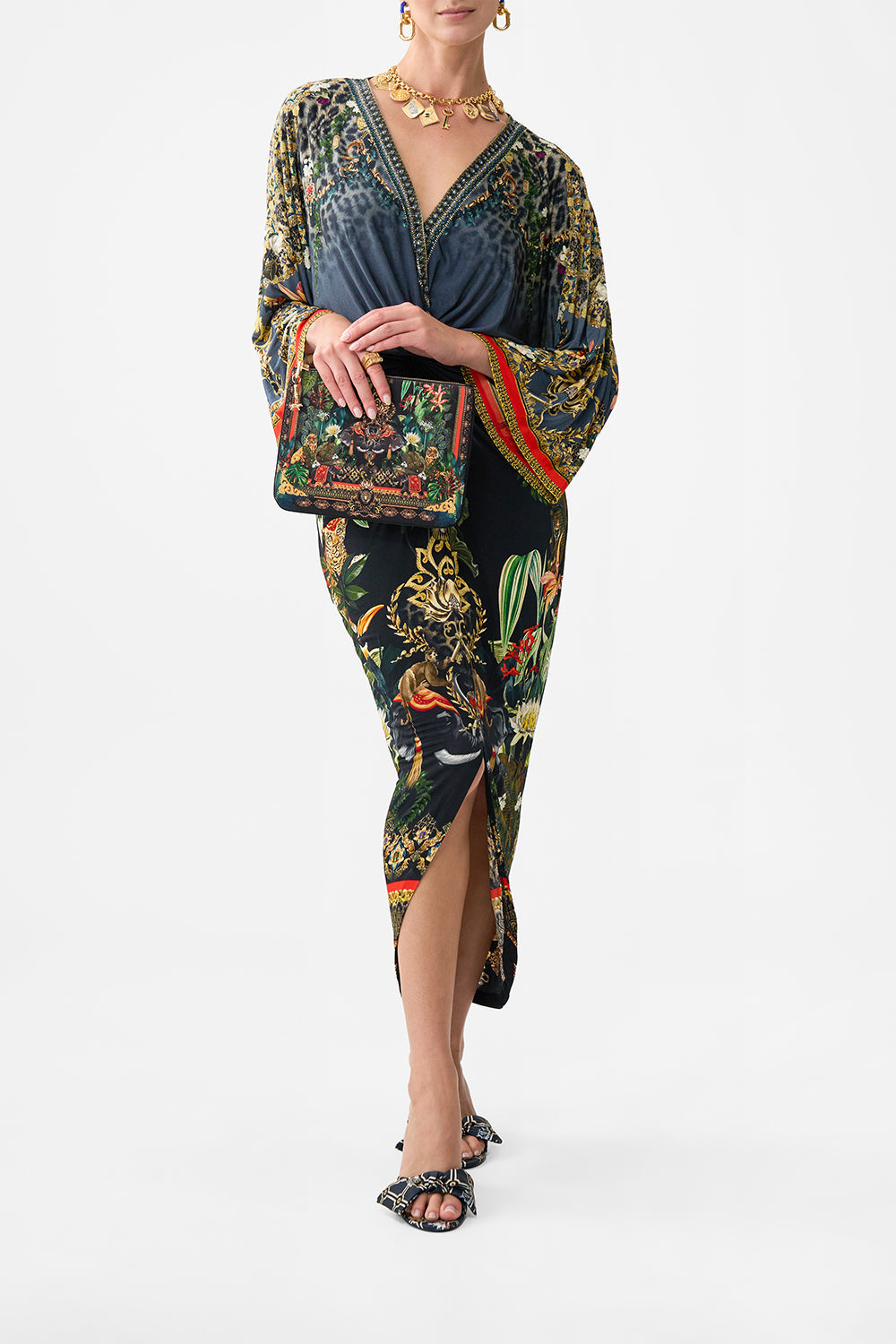 SMALL CANVAS CLUTCH READY FOR MY WELCOME DRINK