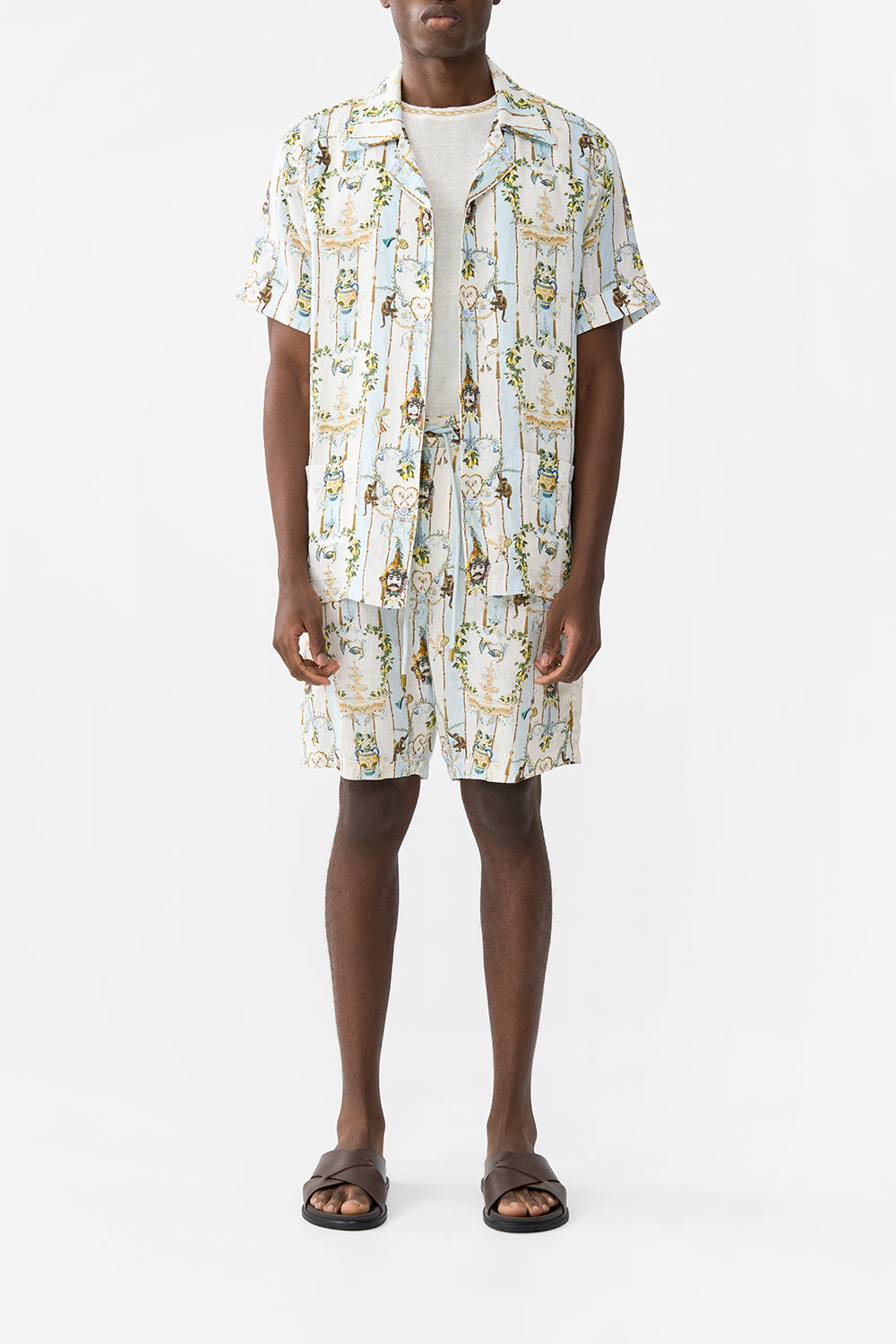 The CAMILLA MID LENGTH WALK SHORT VENUS ON A VESPA in our VENUS ON A VESPA print.