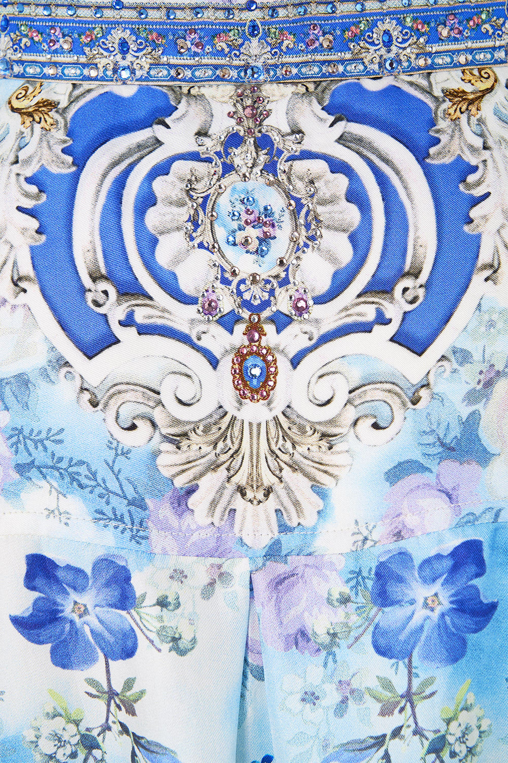 The CAMILLA OVERSIZED POCKET TUNIC OTTOMAN OPULENCE in our  print.