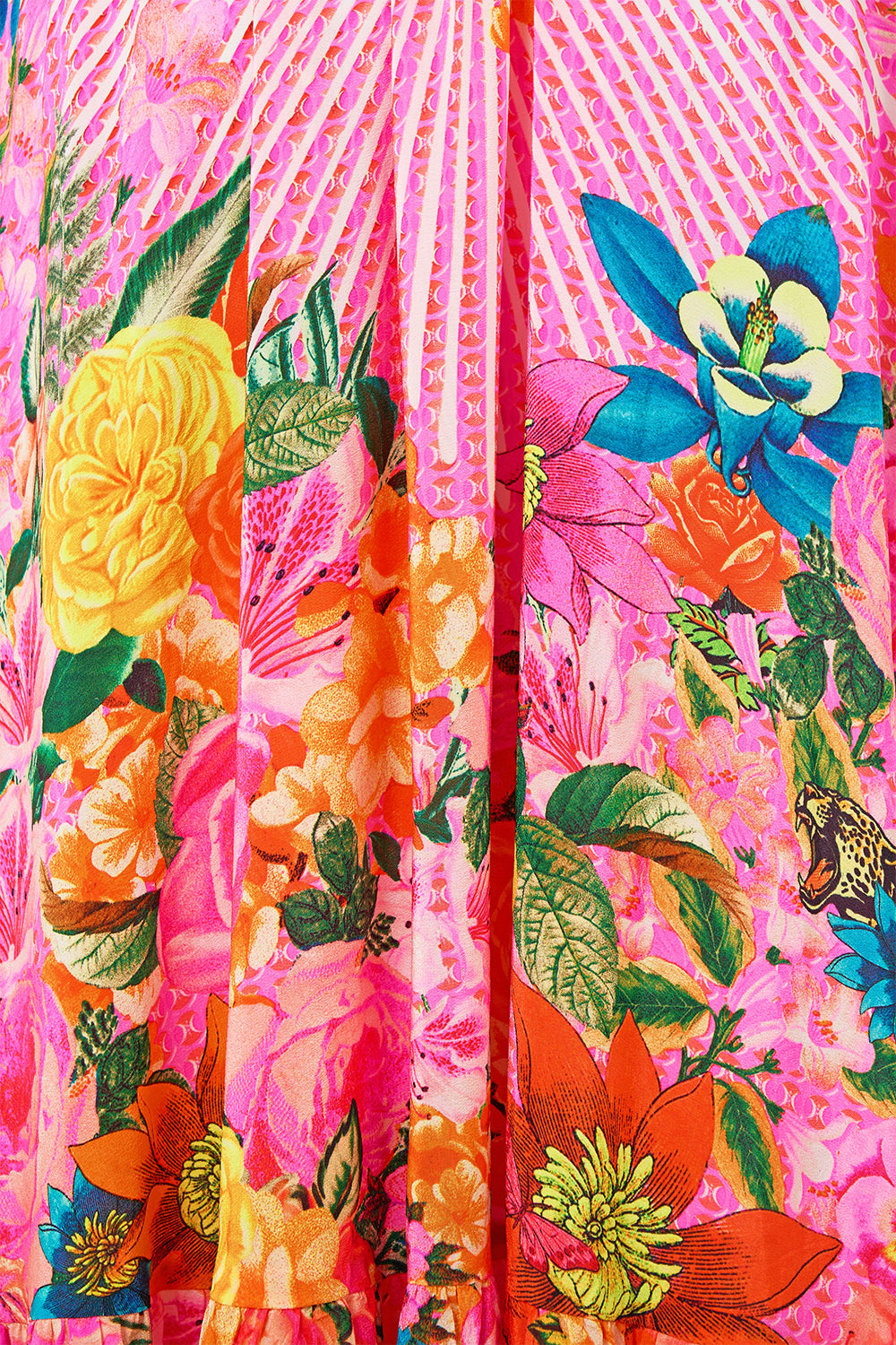 WAISTED DRESS WITH HEM RUFFLE ILLUSTRATION NATION