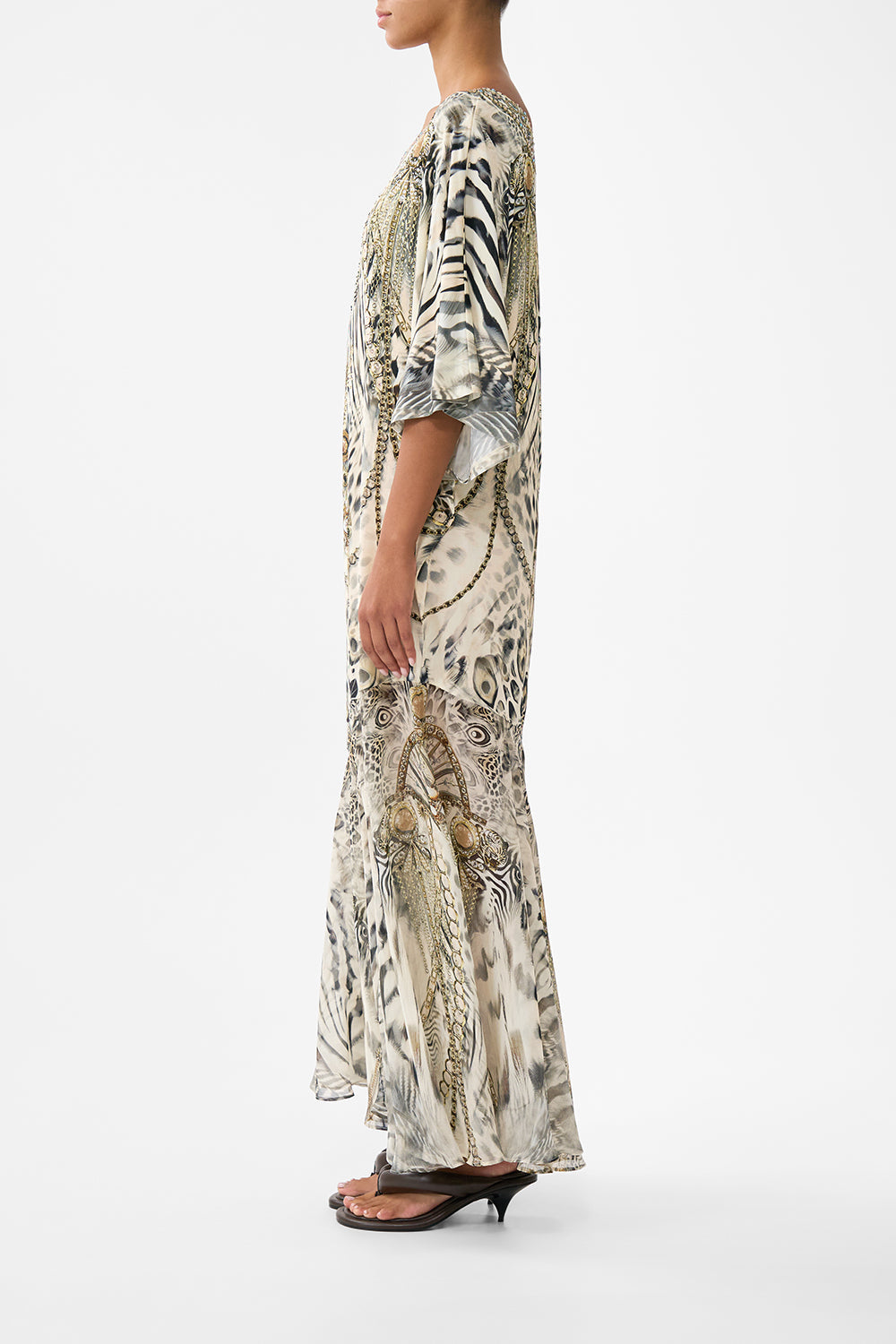 The CAMILLA TWISTED ONE SHOULDER DRESS LADY LIONHEART in our  print.