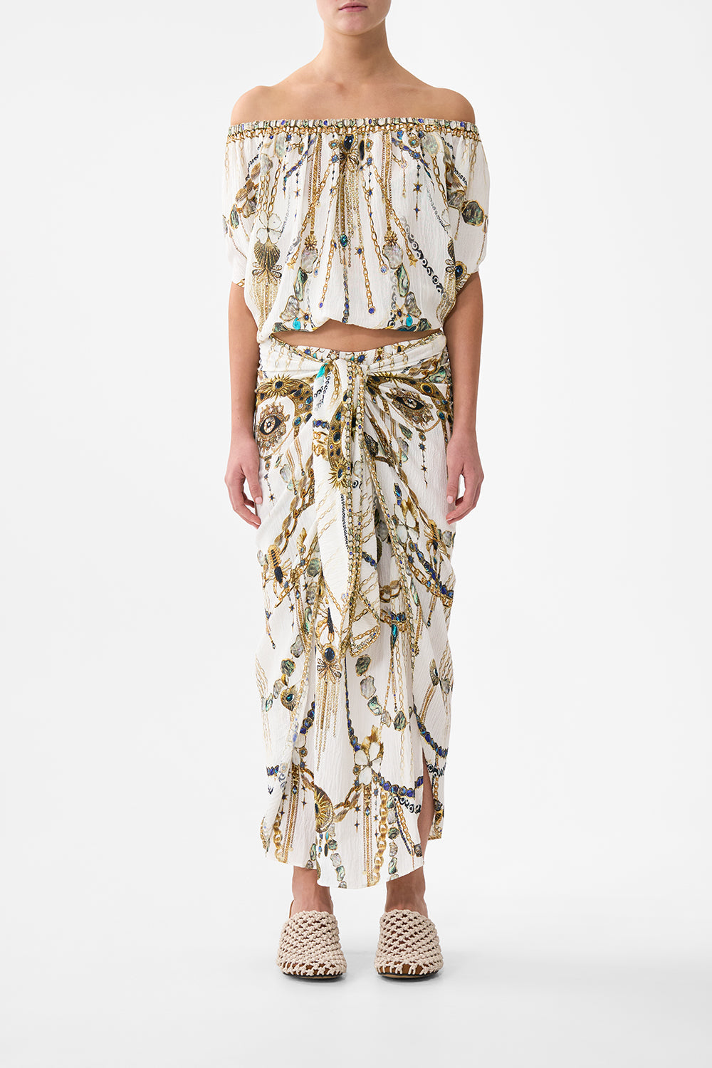 The CAMILLA OFF SHOULDER ELASTIC TOP CHAIN GANG in our CHAIN GANG print.