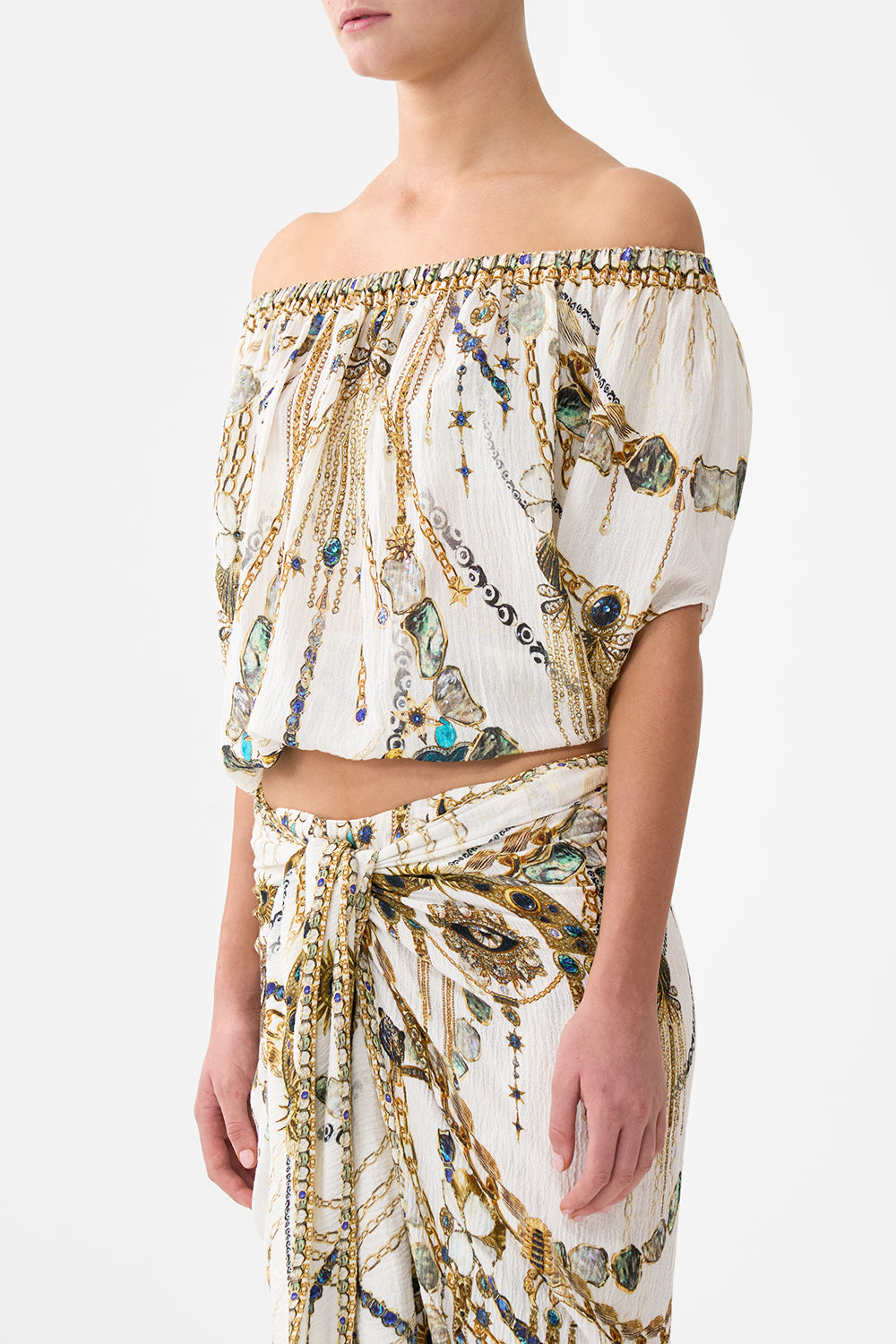 The CAMILLA OFF SHOULDER ELASTIC TOP CHAIN GANG in our  print.