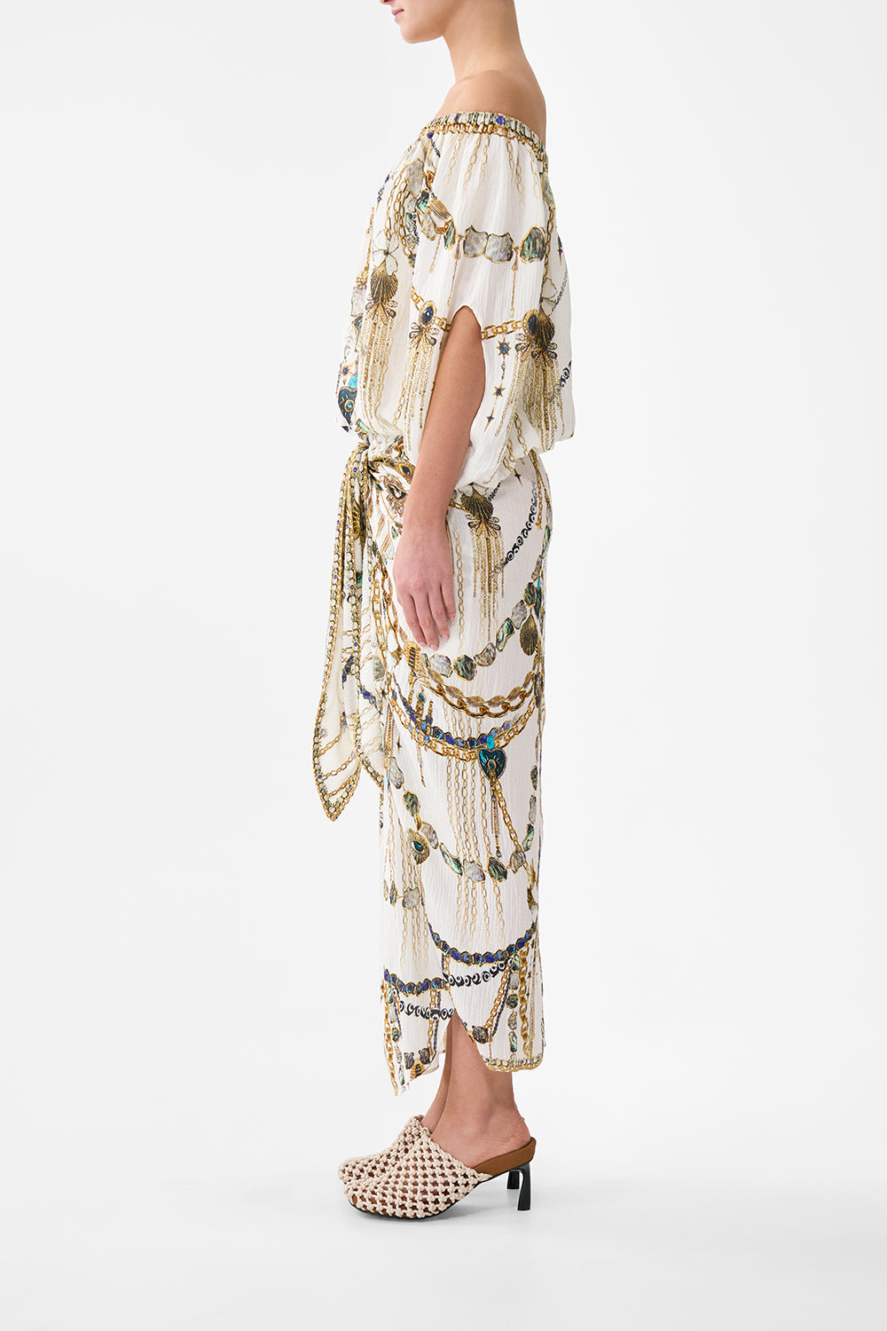 The CAMILLA OFF SHOULDER ELASTIC TOP CHAIN GANG in our  print.