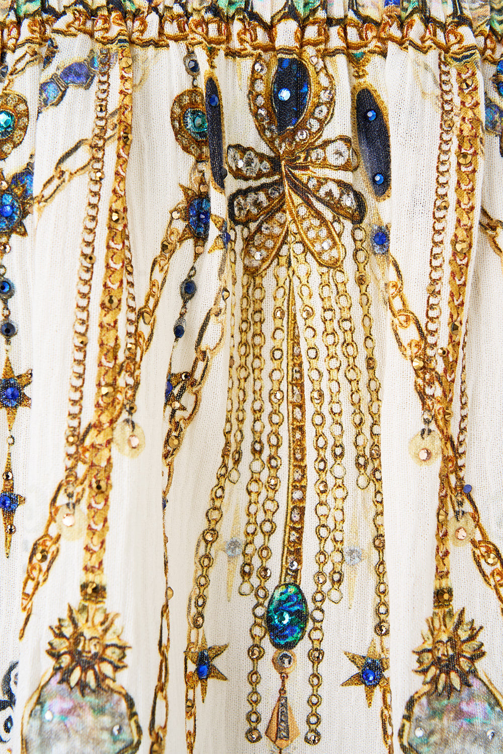 The CAMILLA OFF SHOULDER ELASTIC TOP CHAIN GANG in our  print.