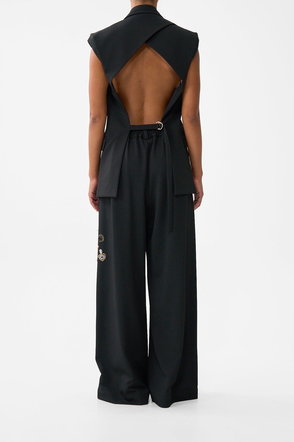 TAILORED SLEEVELESS VEST AMULETS AND ALCHEMY