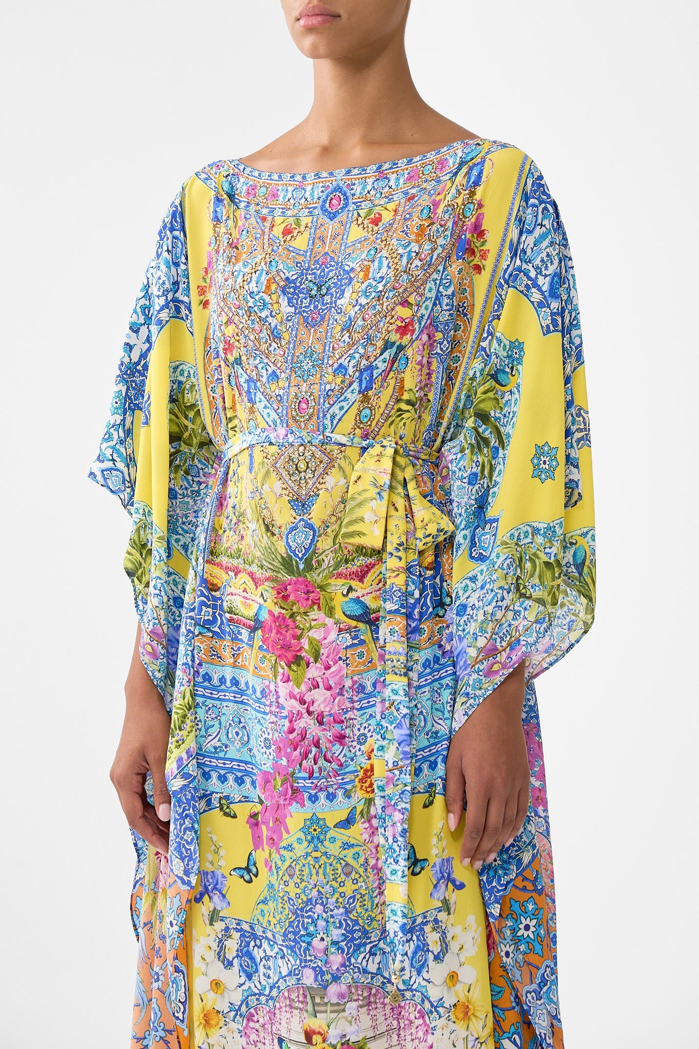 The CAMILLA SCARF KAFTAN WITH TIE WAIST SULTANAHMET SUMMER in our  print.