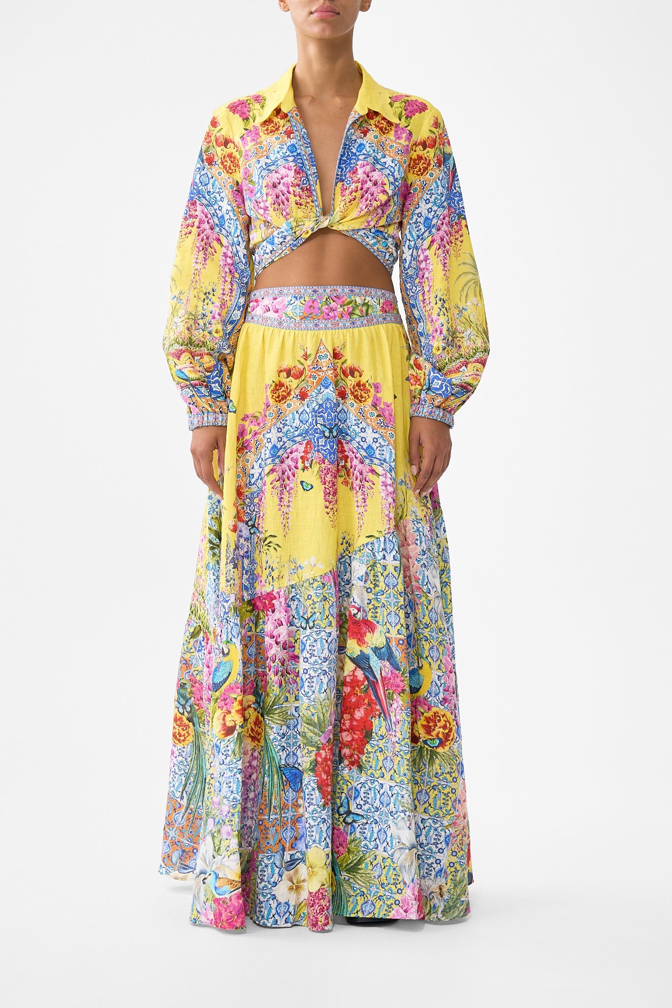 The CAMILLA SKIRT WITH SHAPED SEAM SULTANAHMET SUMMER in our SULTANAHMET SUMMER print.