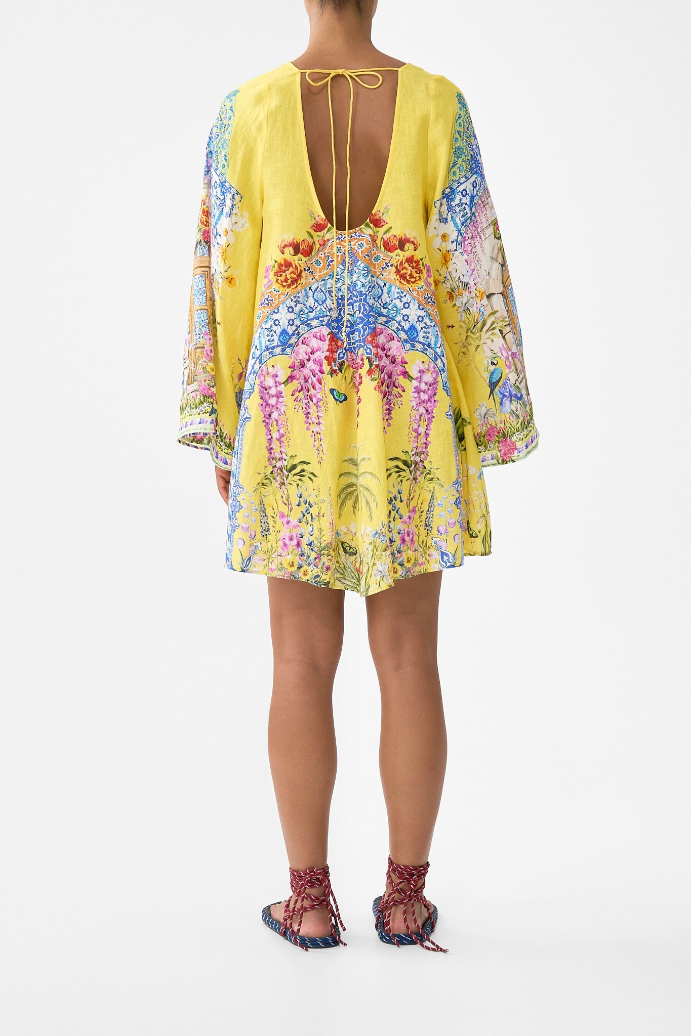 The CAMILLA POCKET DRESS WITH LOW BACK & WIDE SLEEVES SULTANAHMET SUMMER in our  print.