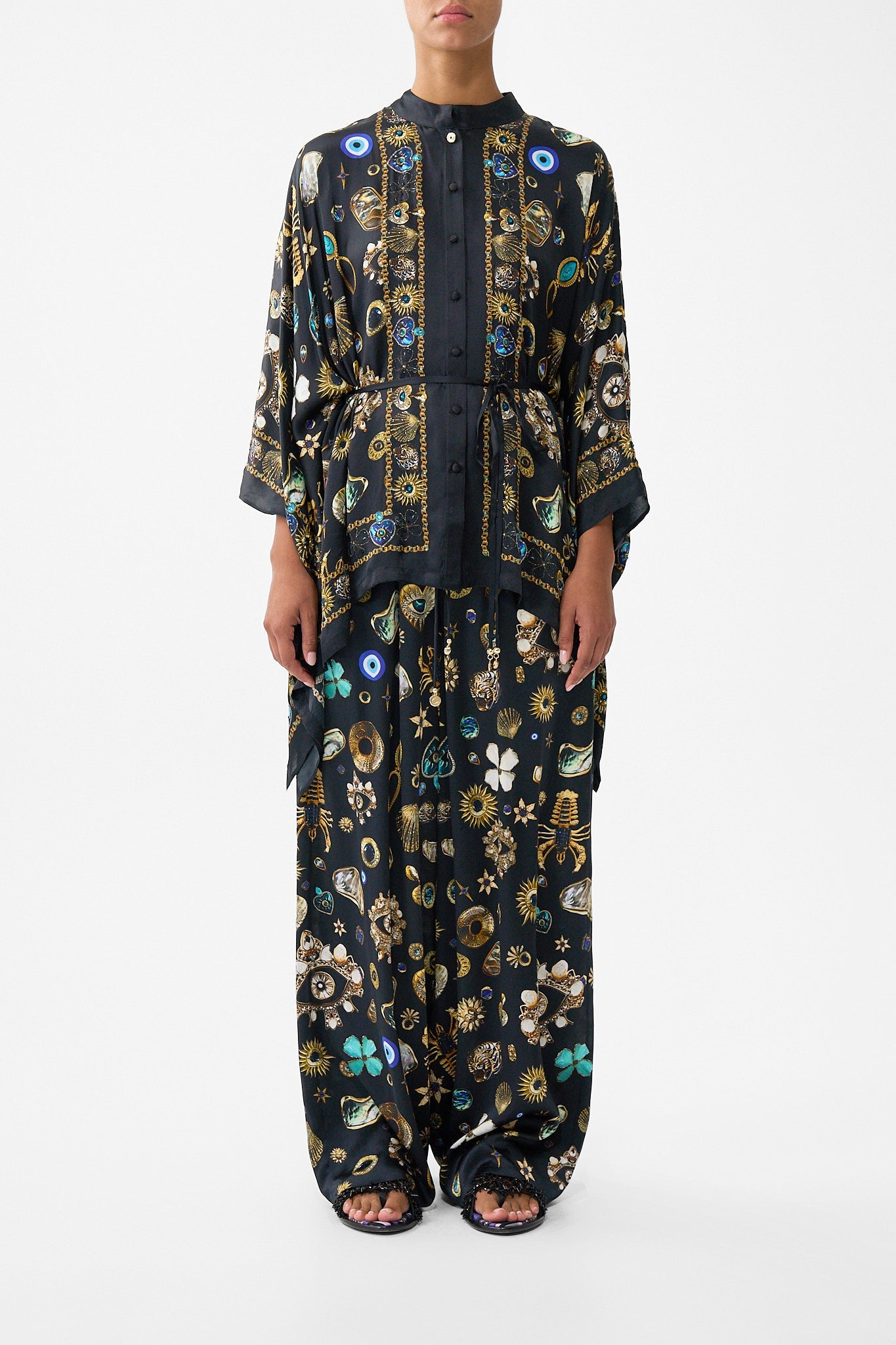 The CAMILLA STRAIGHT LEG PANT AMULETS AND ALCHEMY in our AMULETS AND ALCHEMY print.