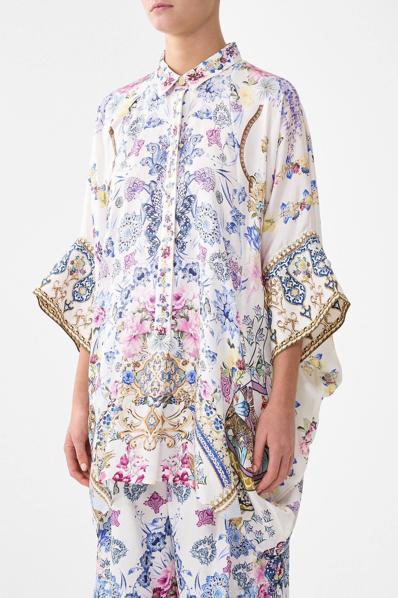The CAMILLA BATWING SHIRT ALL ABOUT THAT LACE in our  print.