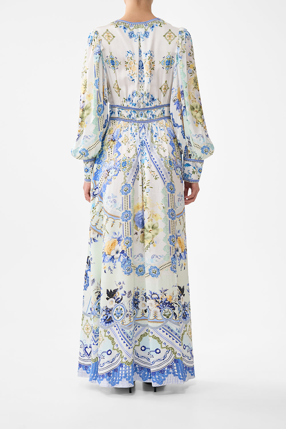 The CAMILLA SHAPED WAISTBAND DRESS WITH GATHERED SLEEVES MY HOMESPUN HEART in our  print.