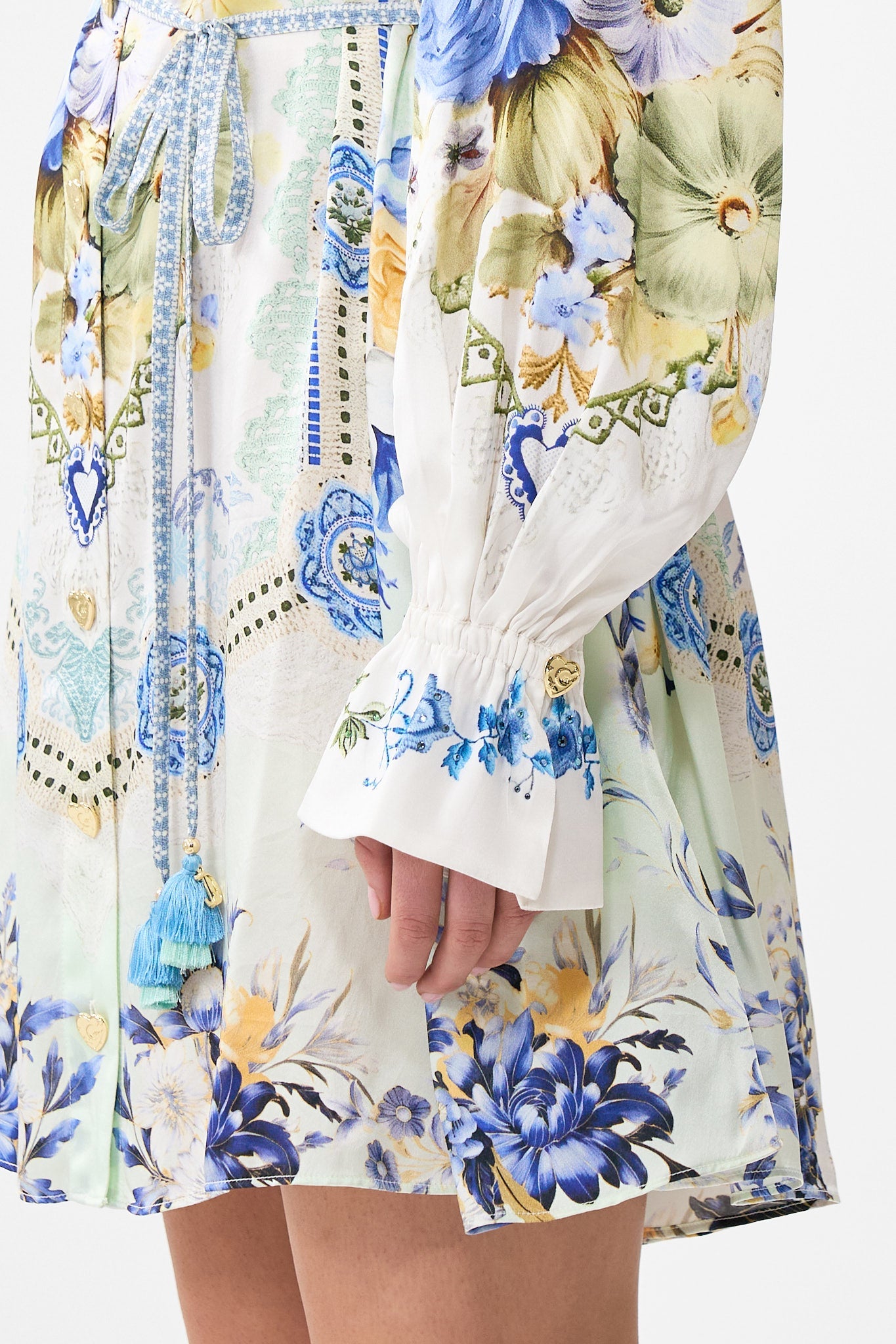 The CAMILLA SHIFT SHIRT DRESS MY HOMESPUN HEART in our  print.