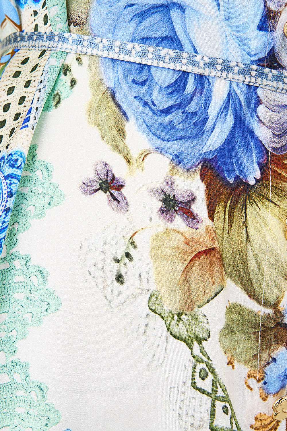 The CAMILLA SHIFT SHIRT DRESS MY HOMESPUN HEART in our  print.