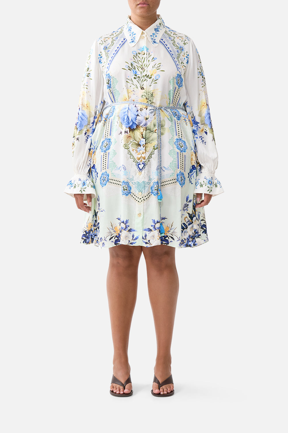 The CAMILLA SHIFT SHIRT DRESS MY HOMESPUN HEART in our  print.