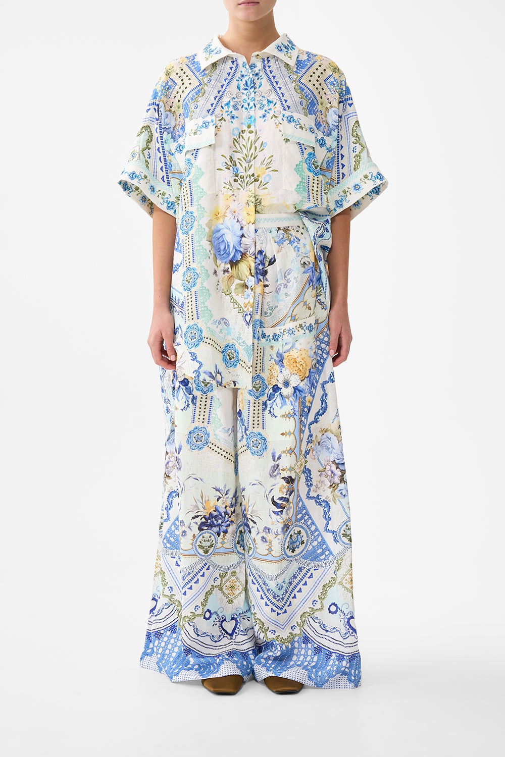 The CAMILLA WIDE LEG TROUSER WITH FRONT POCKETS MY HOMESPUN HEART in our MY HOMESPUN HEART print.