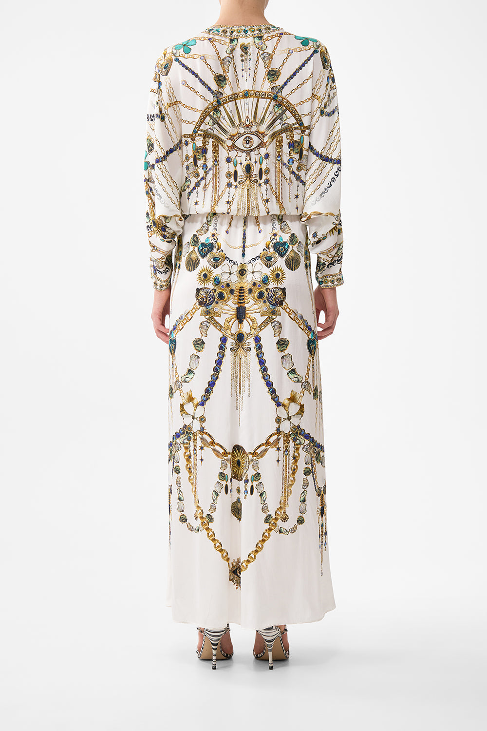 The CAMILLA TWIST FRONT BATWING DRESS CHAIN GANG in our  print.