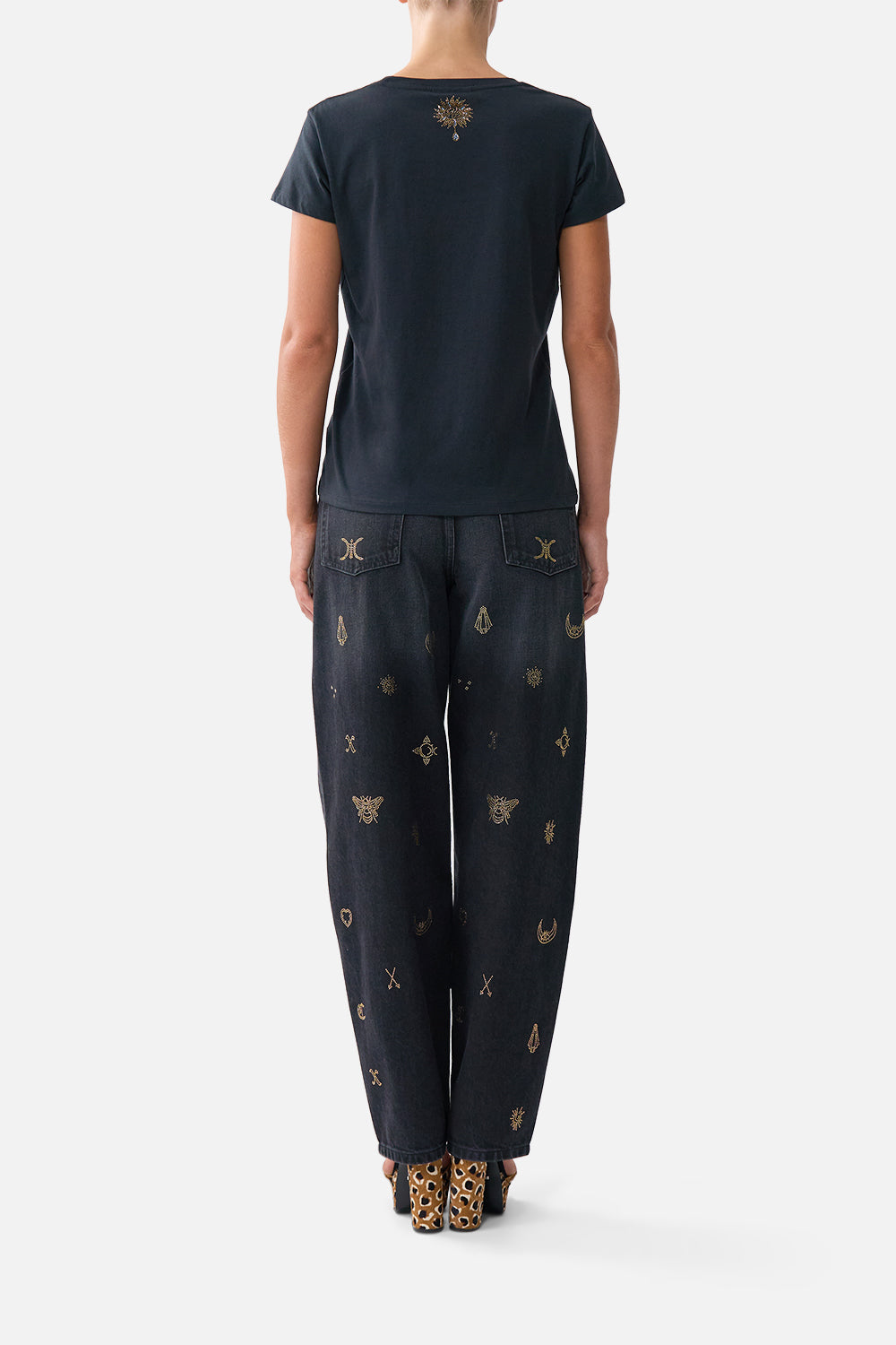SLIM FIT ROUND NECK T-SHIRT - BLACK FELINE FOLKLORE