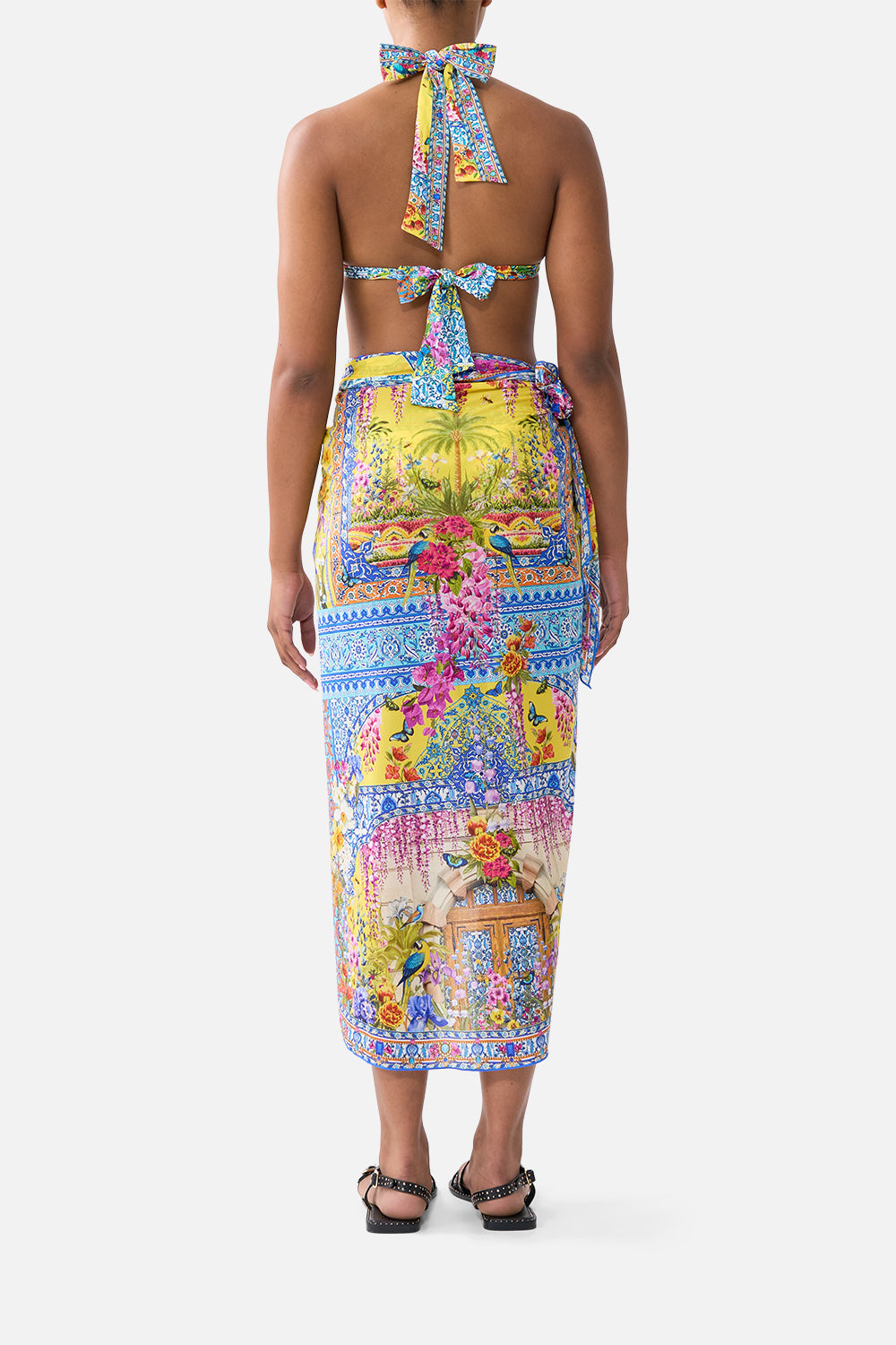 The CAMILLA EYELET WRAP MAXI SARONG WITH TIE WAIST SULTANAHMET SUMMER in our  print.