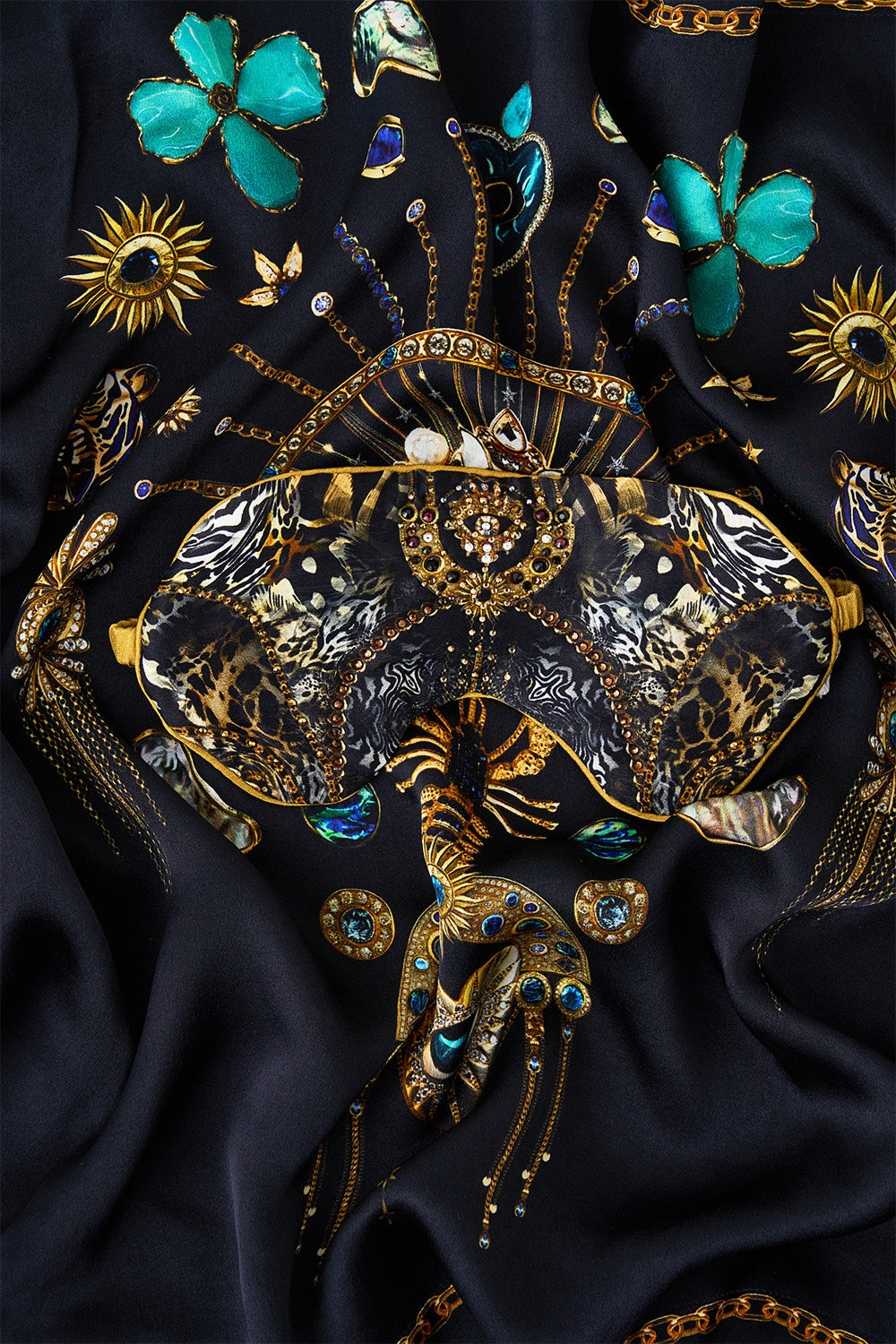 The CAMILLA SILK PILLOWCASE AND EYE MASK SET FELINE FOLKLORE in our  print.