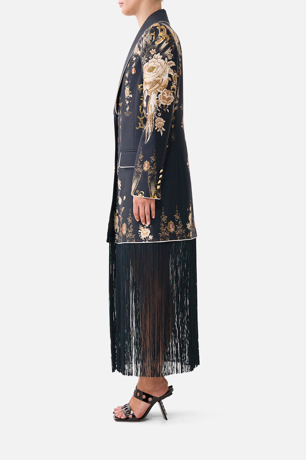 The CAMILLA blazer with fringing in our print Flamenco Folklore. Side model view.