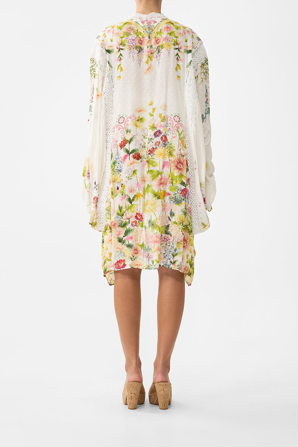 DRAMATIC SLEEVE COCOON LAYER THE CALL OF CATALONIA