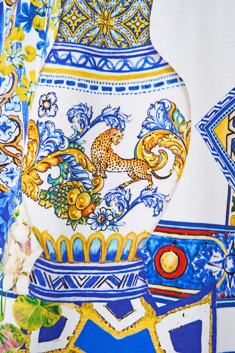 The CAMILLA SLIM FIT ROUND NECK T-SHIRT ESPAÑA NIRVANA in our  print.