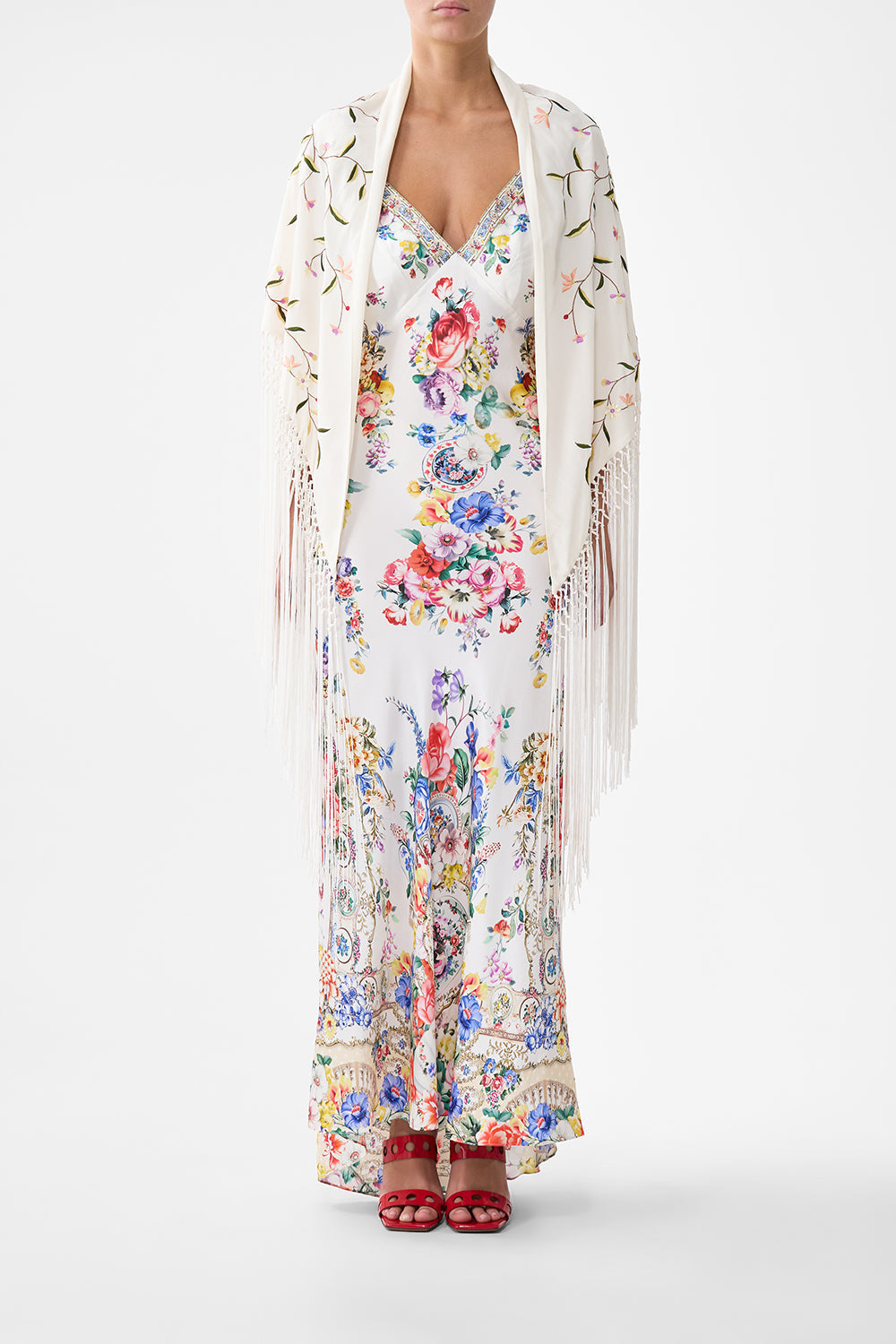 The CAMILLA MACRAME SHAWL SOLID CREAM in our SOLID CREAM print.