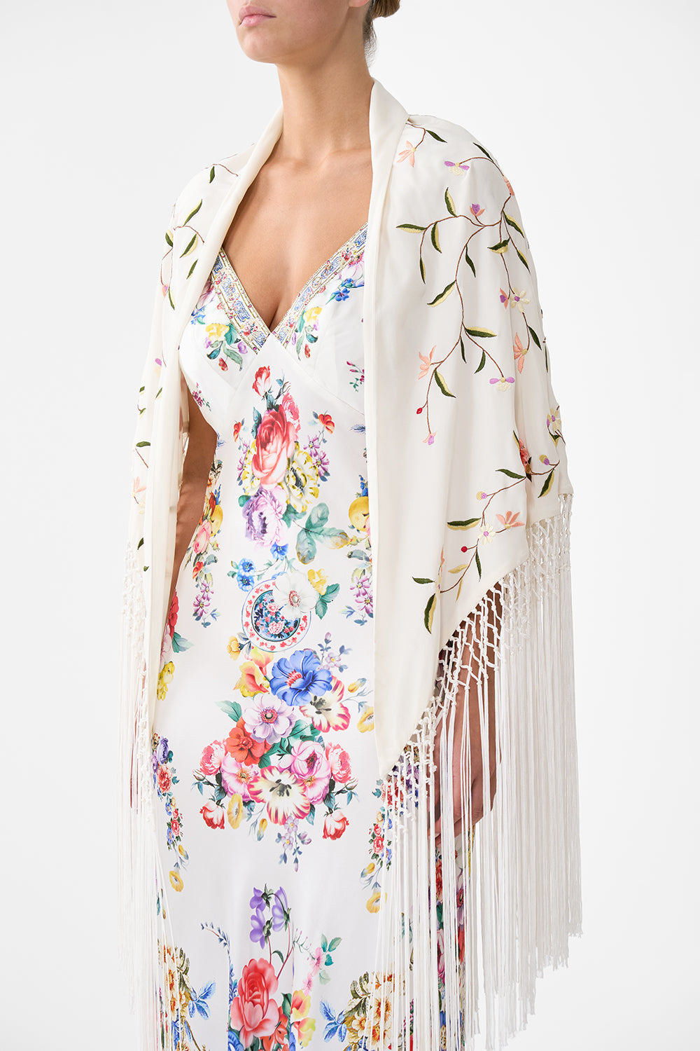 The CAMILLA MACRAME SHAWL SOLID CREAM in our  print.
