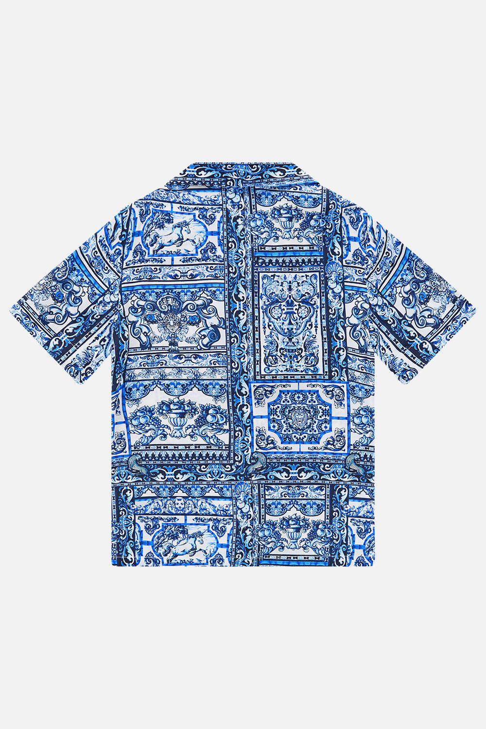 The CAMILLA BOYS SHORT SLEEVE CAMP COLLARED SHIRT AZUL ARISTOCRACY in our  print.