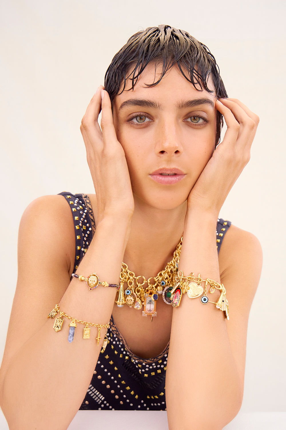 BOHEMIAN BABYLON CHARM BRACELET GOLD