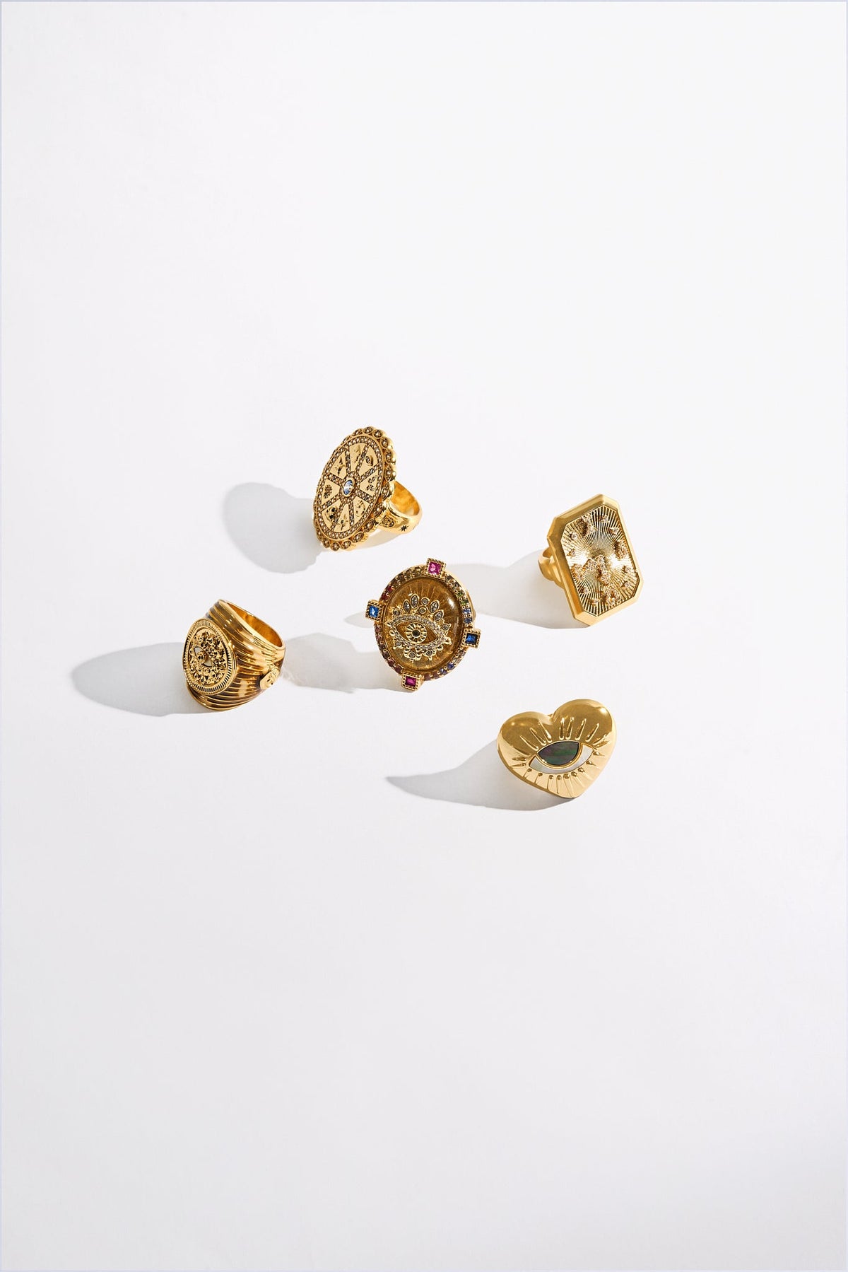 BOHEMIAN BABYLON HEART EYE RING GOLD