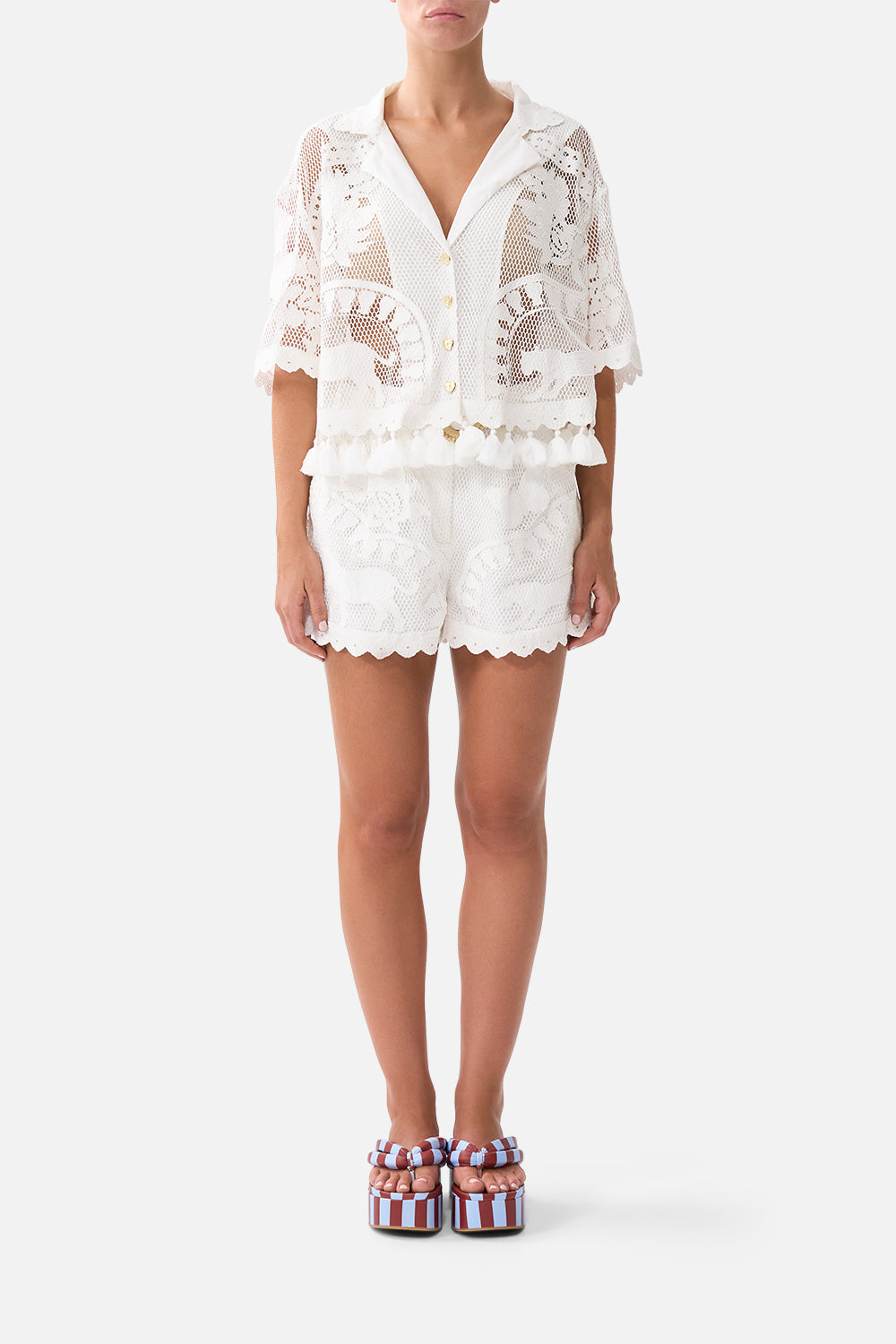 CROPPED COLLAR BLOUSE WITH BUTTON FRONT KAPADOKYA KITSCH