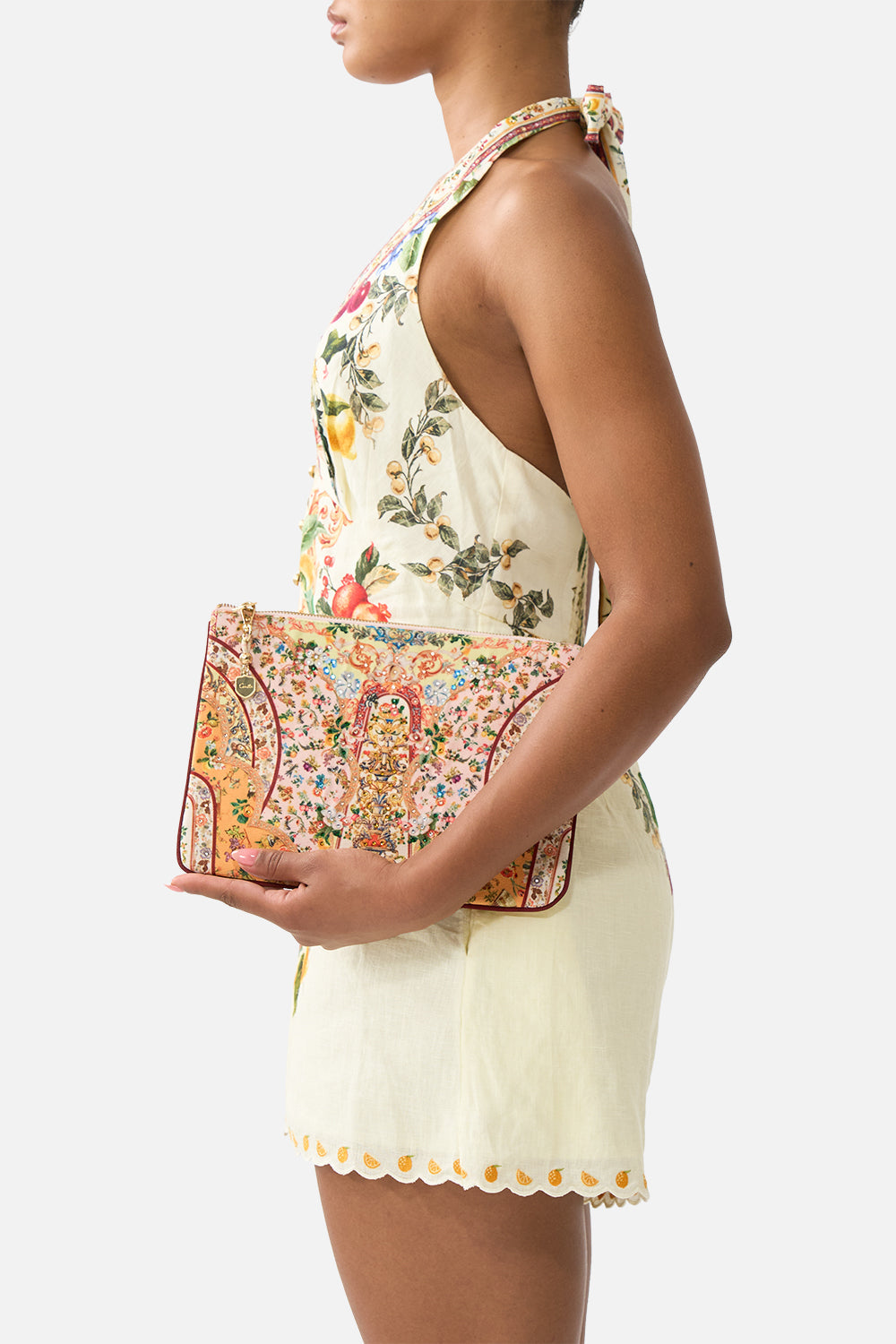 The CAMILLA SMALL CANVAS CLUTCH VA VA VINTAGE in our  print.