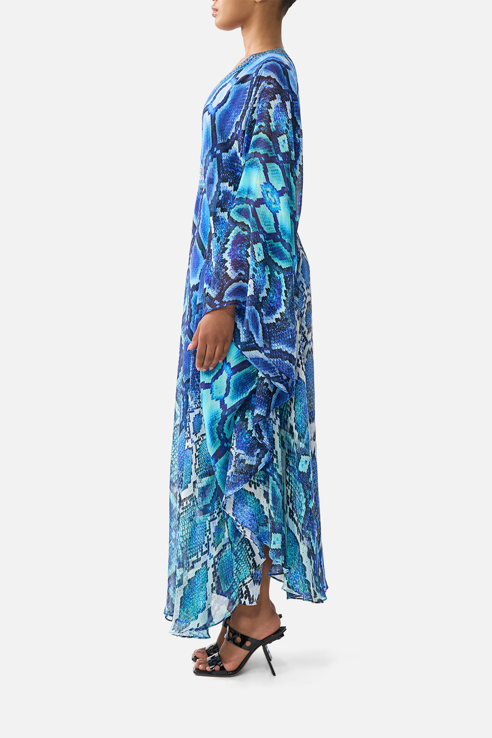 The CAMILLA LONG KAFTAN WITH WAIST DETAIL THE SAPPHIRE SERPENT in our  print.